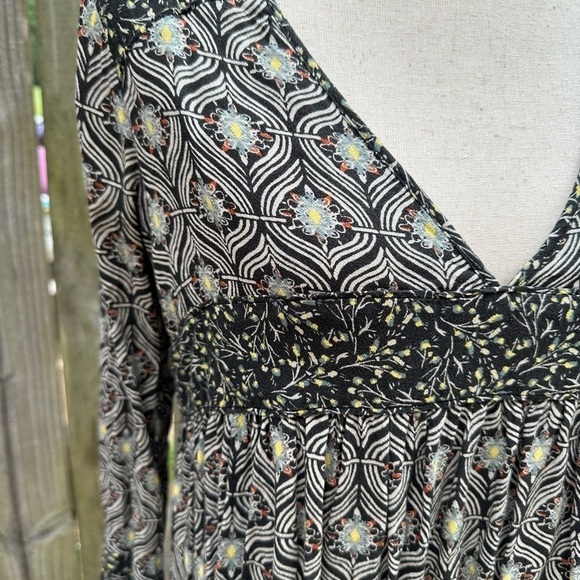 Free People Tops Free People Rolling Hills Print Bell Sleeve Flowy Blouse - Picture 6 of 12